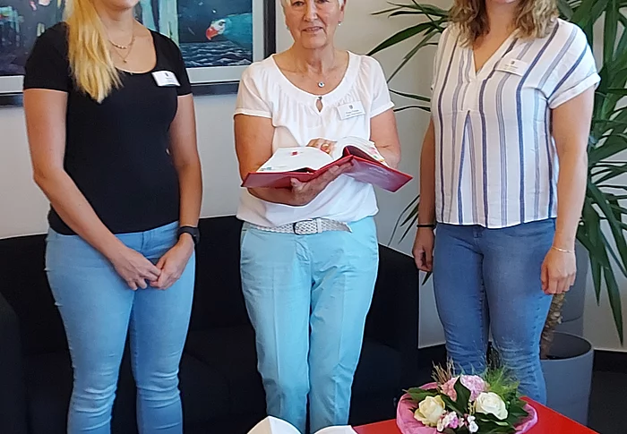 von links: Carina Ens, Gudrun Förster (1.stellv. Bürgermeisterin), Nina Richert.