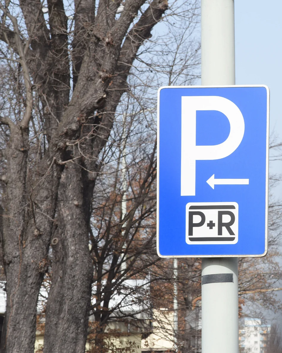 P&R